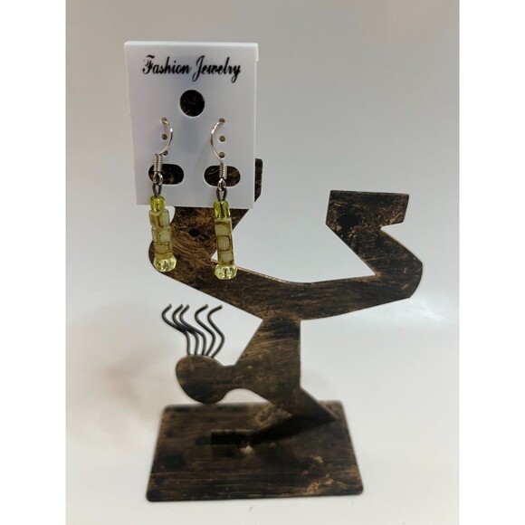 Resin Pierced Earrings 4 Pair Single Dangle 1"-2" Classic Chic USA Made H6 - Picture 3 of 8